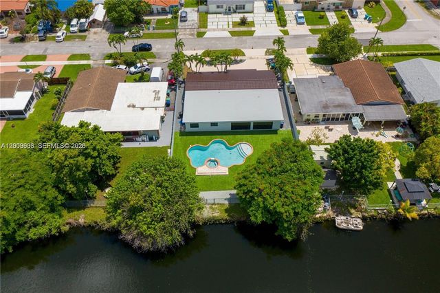 11835 SW 37th St, Miami, FL 33175