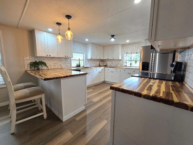 8341 HIGHPOINT BOULEVARD, Brooksville, FL 34613