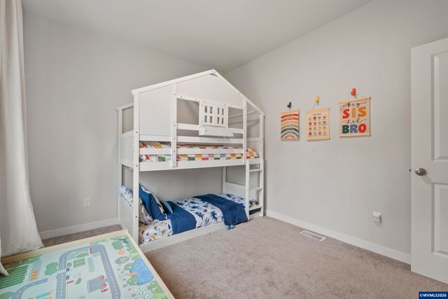 5175 Parkway Dr NE, Salem, OR 97305