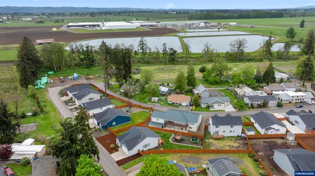 5175 Parkway Dr NE, Salem, OR 97305
