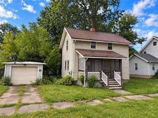 1027 Buena Vista Avenue NE, Warren, OH 44483