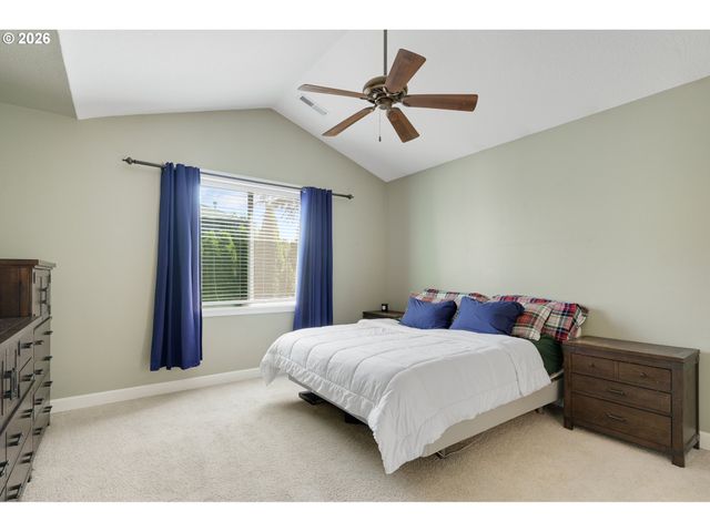 12015 Nw 8TH Ave, Vancouver, WA 98685