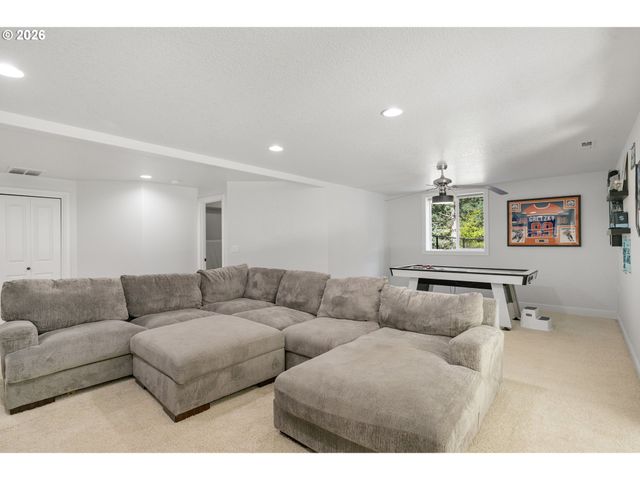 12015 Nw 8TH Ave, Vancouver, WA 98685