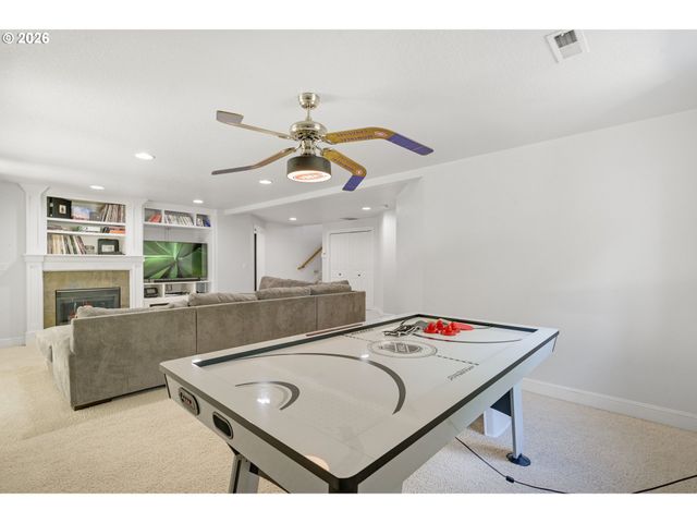 12015 Nw 8TH Ave, Vancouver, WA 98685