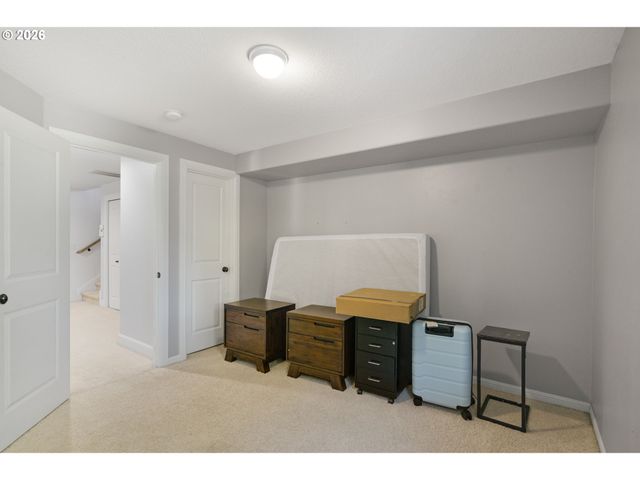 12015 Nw 8TH Ave, Vancouver, WA 98685