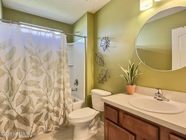 465 HARLEY Drive, Jacksonville, FL 32218