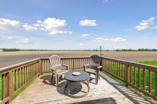 2809 213th St, Farmington, MN 55024