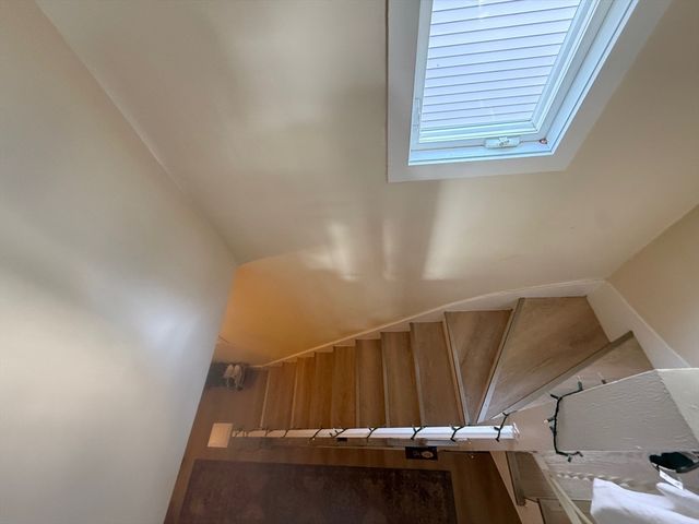 19 Wesley St, Somerville, MA 02145