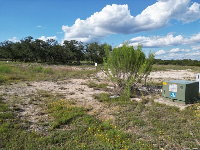 1522 LAKE RIDGE BLVD, Canyon Lake, TX 78133