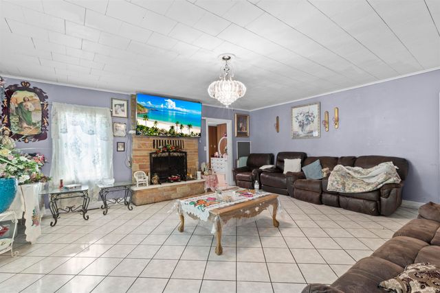 54176 Independence Street, Elkhart, IN 46514