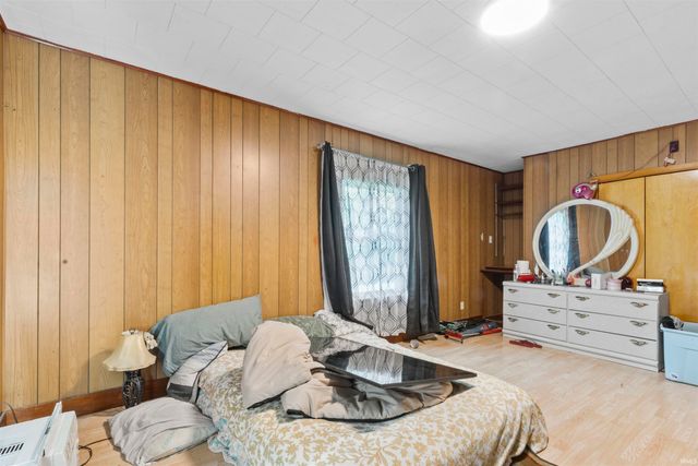 54176 Independence Street, Elkhart, IN 46514
