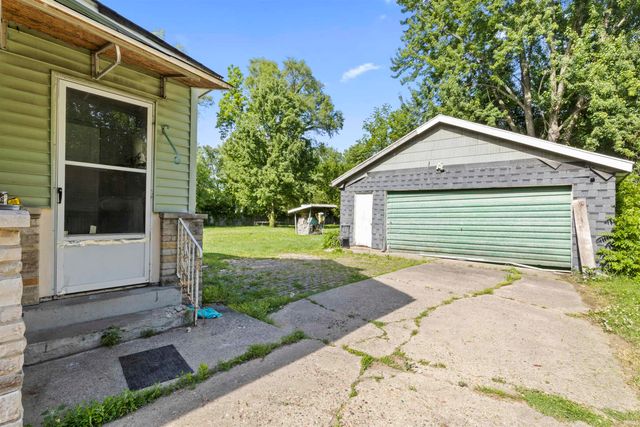 54176 Independence Street, Elkhart, IN 46514
