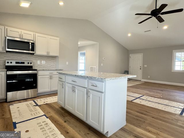 124 Mashburn Drive, Wedowee, AL 36278