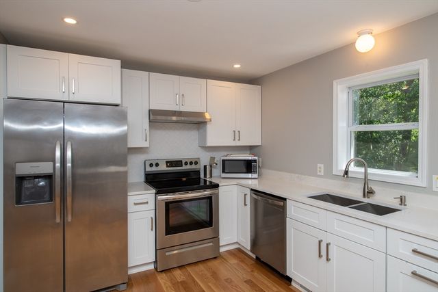 8 Raccoon, Sandwich, MA 02644