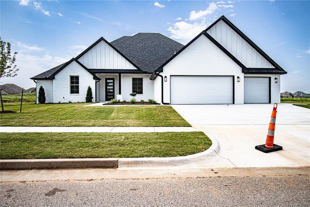 9208 SW 30th Street, Oklahoma City, OK 73179