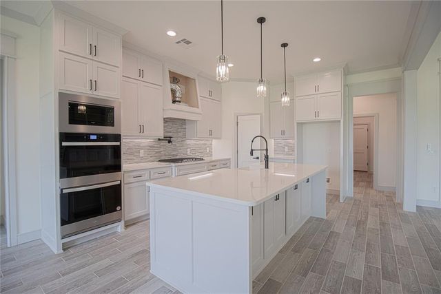 9208 SW 30th Street, Oklahoma City, OK 73179