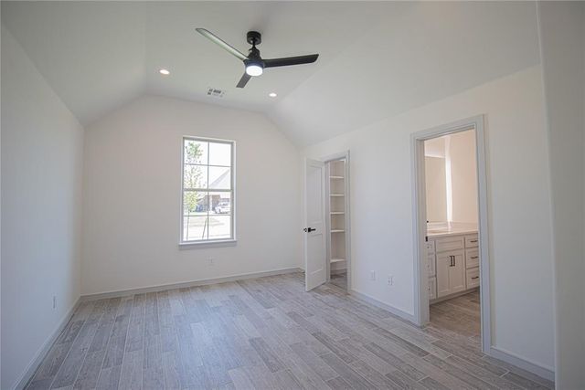 9208 SW 30th Street, Oklahoma City, OK 73179