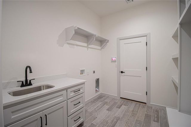 9208 SW 30th Street, Oklahoma City, OK 73179