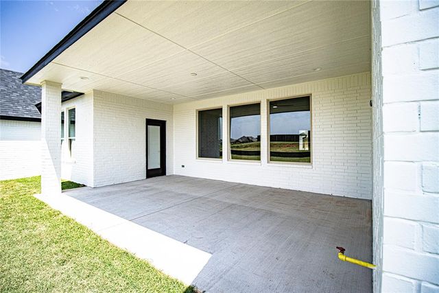 9208 SW 30th Street, Oklahoma City, OK 73179