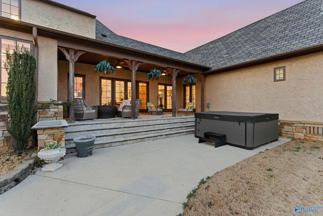 19 Lake Forest Blvd SW, Huntsville, AL 35824