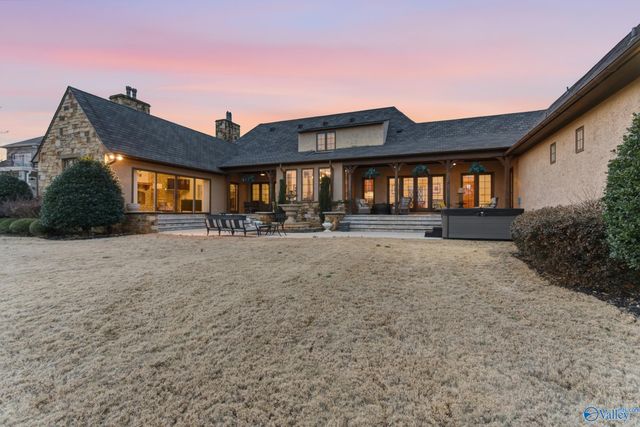 19 Lake Forest Blvd SW, Huntsville, AL 35824