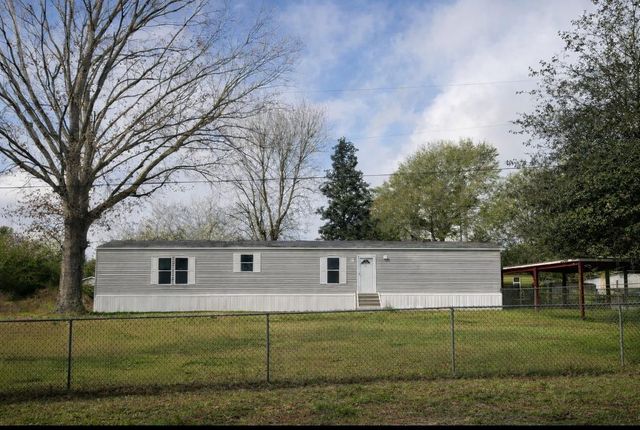 2587 Isbell Lane, Silsbee, TX 77656