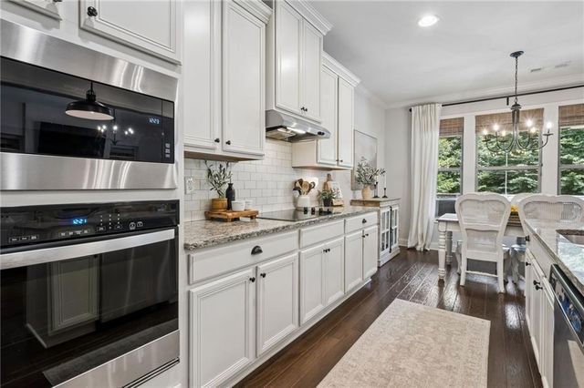 5883 Heritage Ridge, Flowery Branch, GA 30542