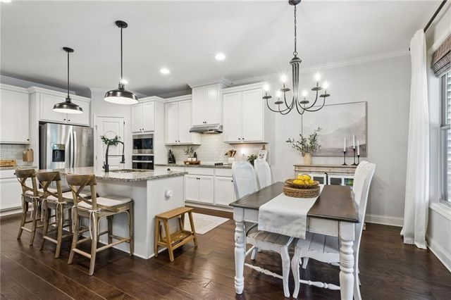5883 Heritage Ridge, Flowery Branch, GA 30542