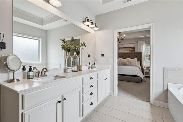 5883 Heritage Ridge, Flowery Branch, GA 30542