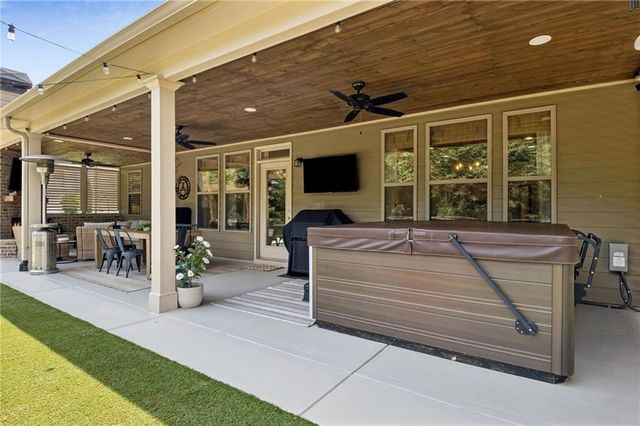 5883 Heritage Ridge, Flowery Branch, GA 30542