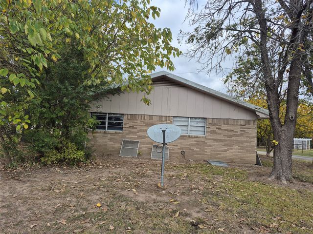 38 County Road 1180, Cooper, TX 75432