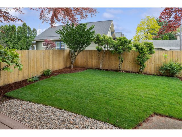 5624 Ne Glisan St, Portland, OR 97213