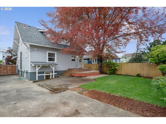 5624 Ne Glisan St, Portland, OR 97213