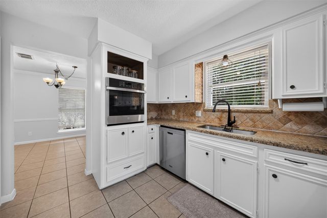 5211 Nodaway Lane, Spring, TX 77379