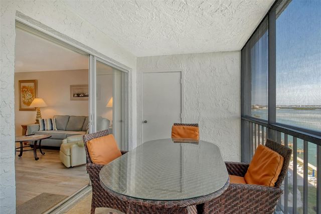 9397 MIDNIGHT PASS ROAD 603, Sarasota, FL 34242