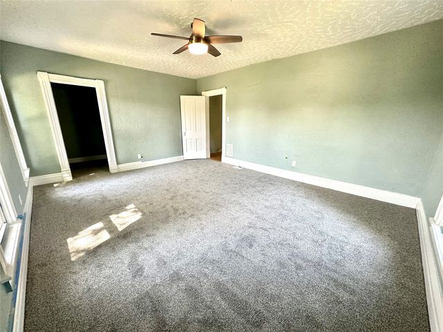 1016 Elm Street, Grinnell, IA 50112