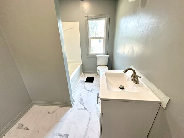 1016 Elm Street, Grinnell, IA 50112