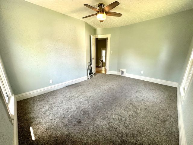 1016 Elm Street, Grinnell, IA 50112