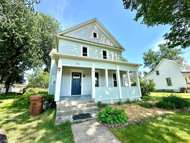 1016 Elm Street, Grinnell, IA 50112