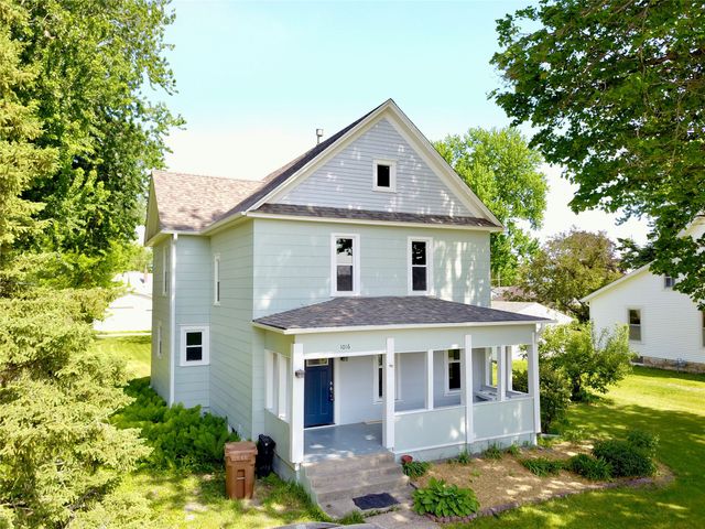 1016 Elm Street, Grinnell, IA 50112