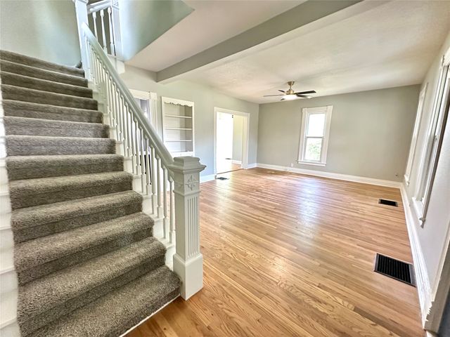 1016 Elm Street, Grinnell, IA 50112