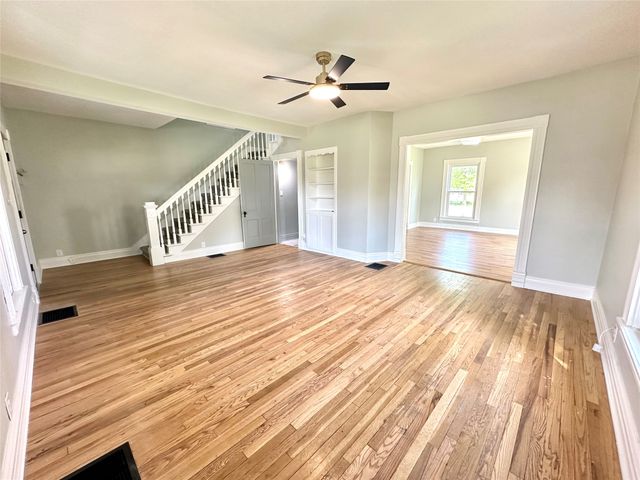 1016 Elm Street, Grinnell, IA 50112