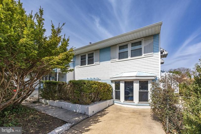 1413 WEDGEWOOD RD, Wilmington, DE 19805