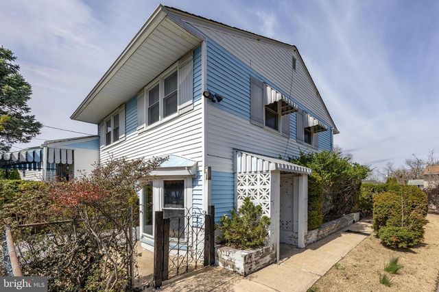 1413 WEDGEWOOD RD, Wilmington, DE 19805