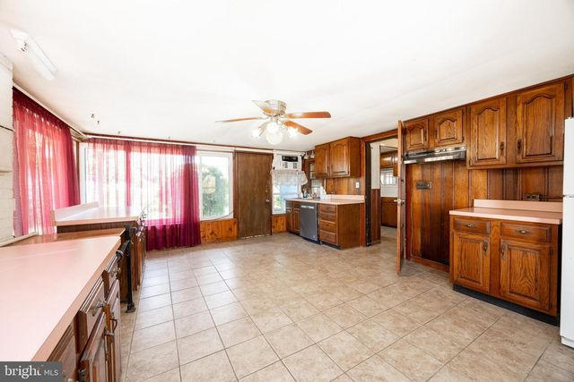 1413 WEDGEWOOD RD, Wilmington, DE 19805