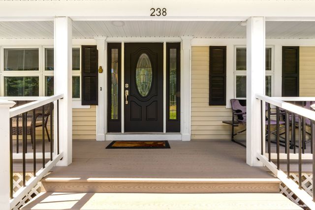 238 Chestnut St, Rehoboth, MA 02769