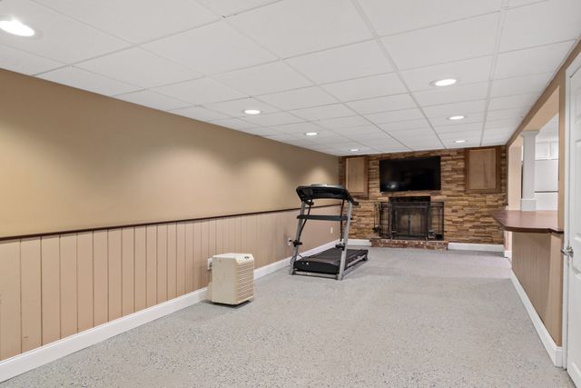 238 Chestnut St, Rehoboth, MA 02769