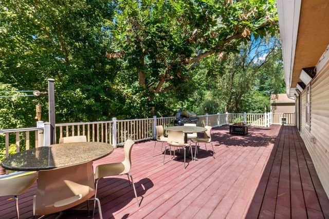 238 Chestnut St, Rehoboth, MA 02769