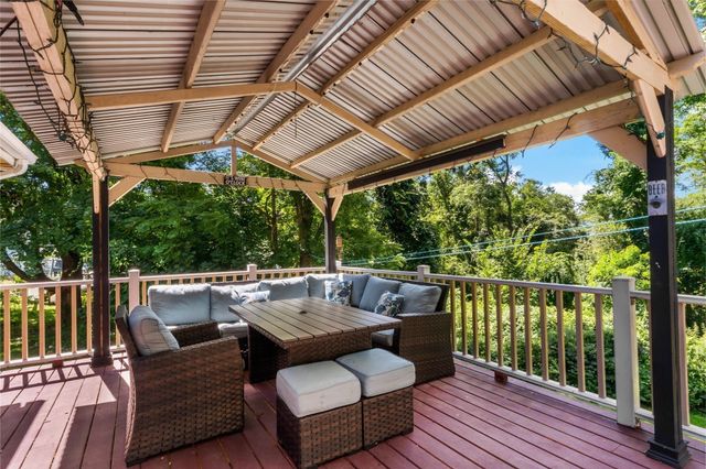 238 Chestnut St, Rehoboth, MA 02769