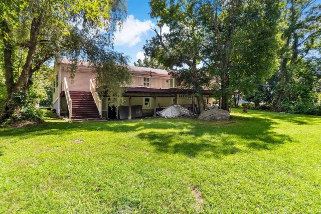 238 Chestnut St, Rehoboth, MA 02769